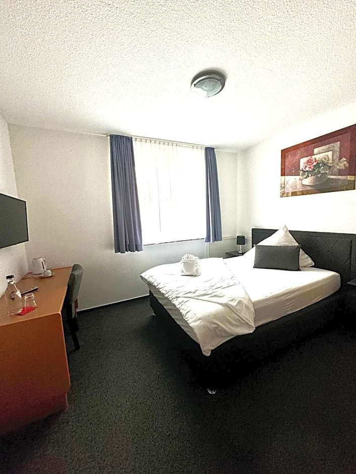 DUA Hotel