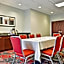 Holiday Inn Express & Suites Utica By IHG