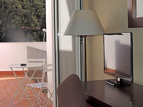 Twin Room with Bathroom