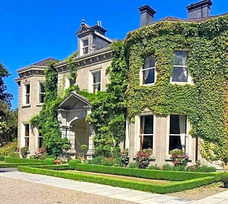 Tinakilly Country House Hotel