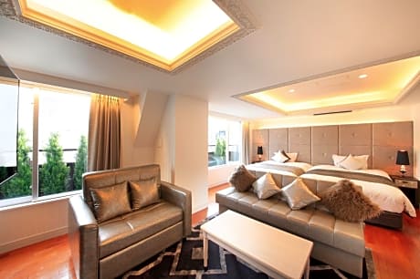 Family corner Suite Room - Non-Smoking