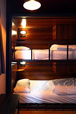 Bed in 6-Bed Dormitory Room