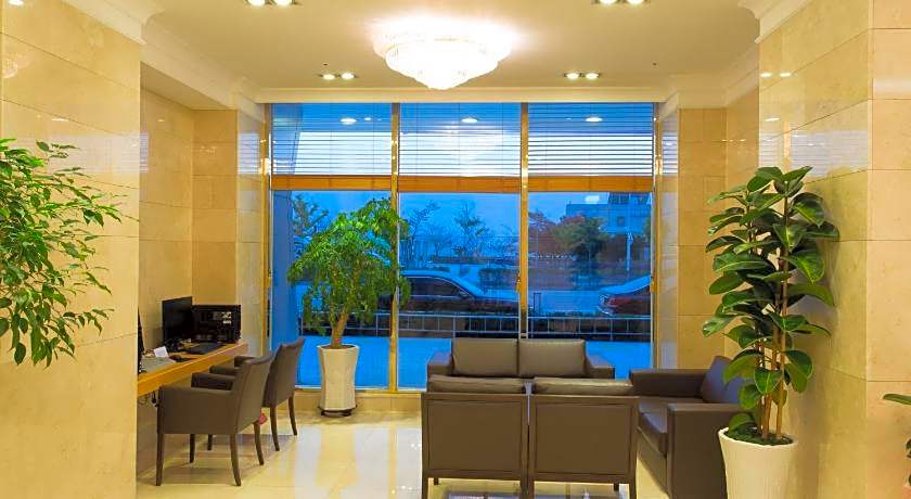 Fontana Beach Hotel