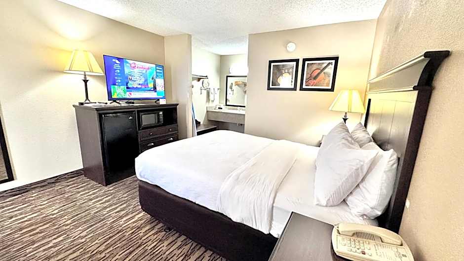 Quality Inn West