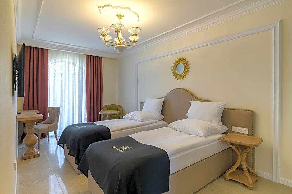 Villas for 4 or 6 Adults in Therma Village - SPA Mineral Pool & All inclusive & Free Parking