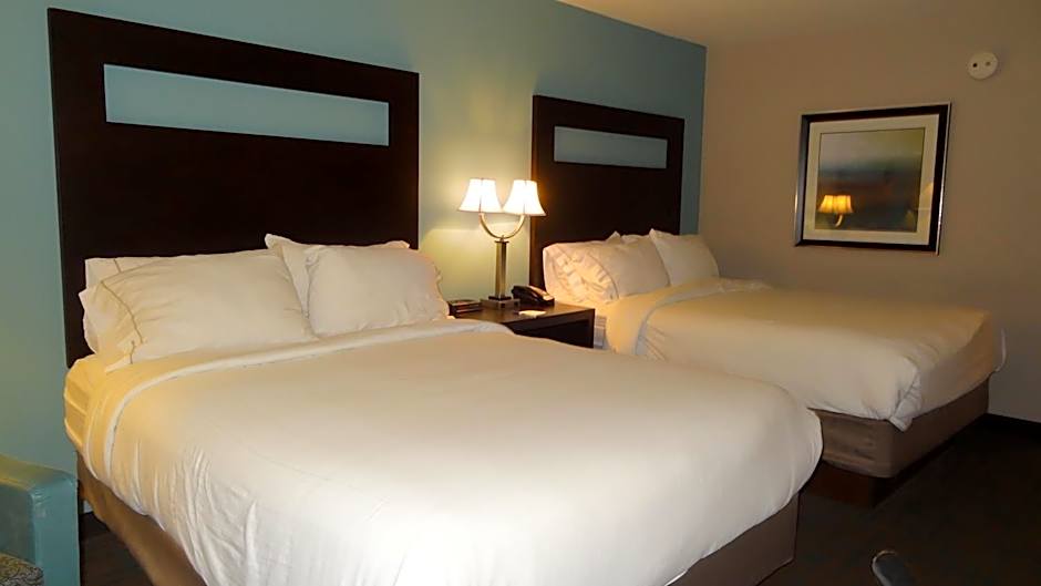 Holiday Inn Express Hotel Kansas City - Bonner Springs By IHG