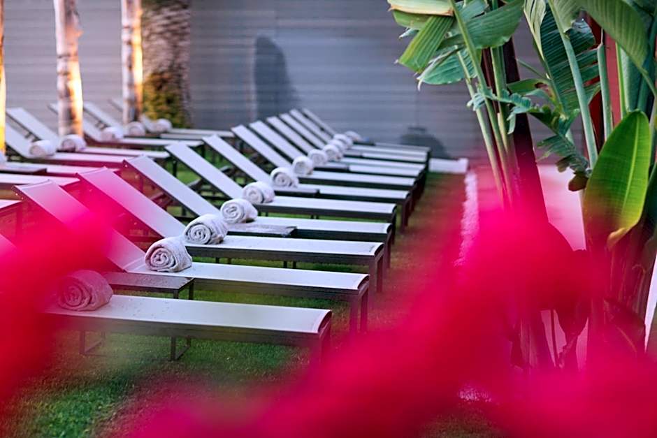 Pure Salt Garonda - Adults Only