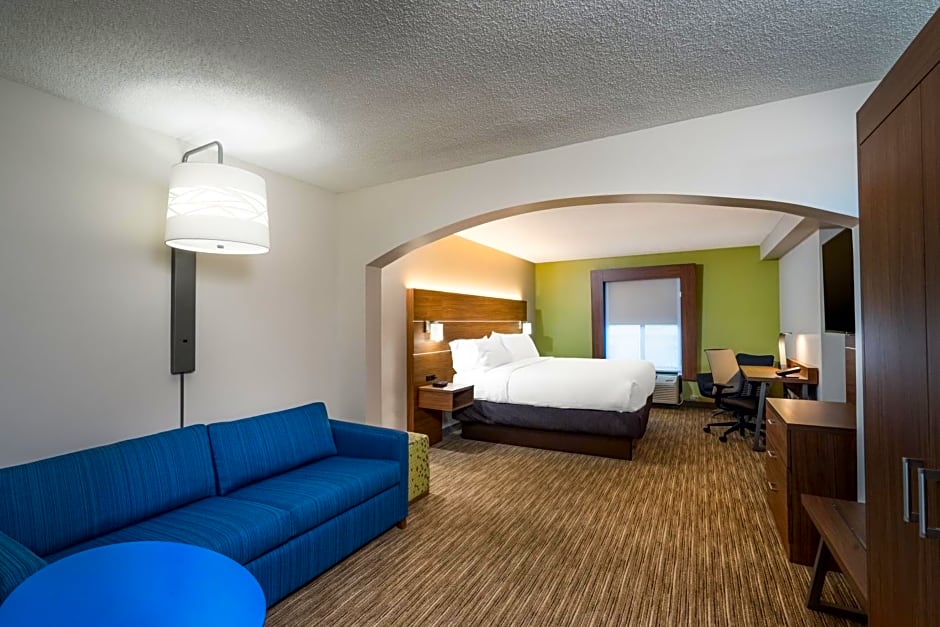 Holiday Inn Express Hotel & Suites Louisville East By IHG