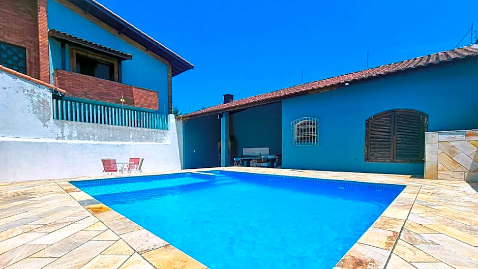 Conforto, Piscina, Churrasqueira, 300mts mar, Wi-Fi