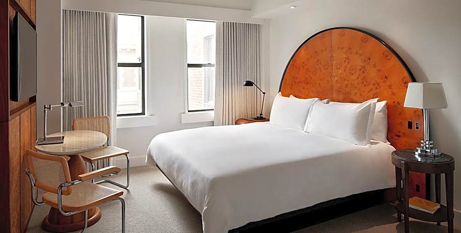 Photo 1 of 1 of Deluxe 1 King Bed, Accessible