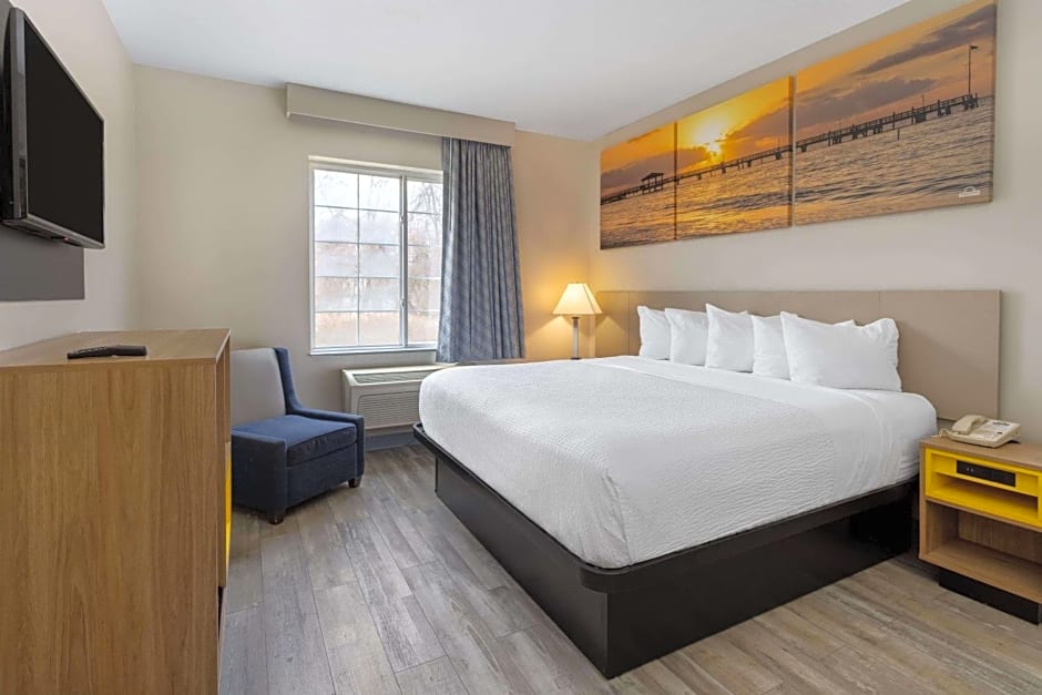 Days Inn & Suites by Wyndham Cherry Hill - Philadelphia