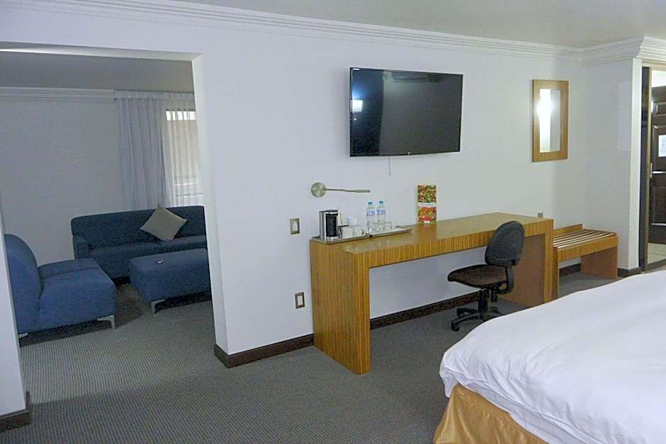 Radisson Hotel Del Rey Toluca