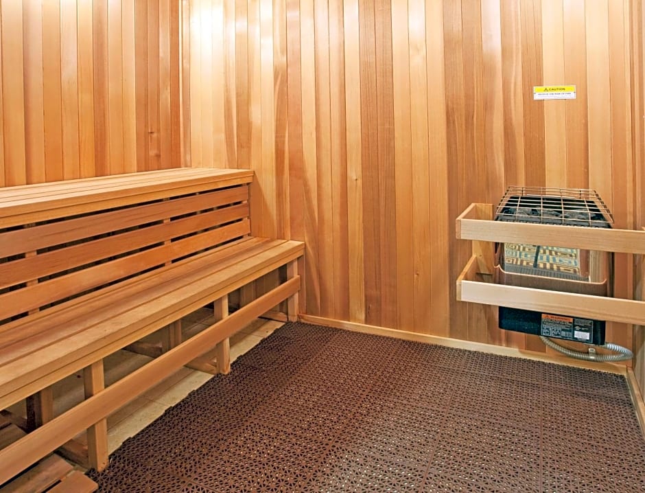 Holiday Inn Express Hotel & Suites Santa Cruz, an IHG Hotel