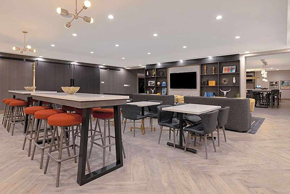 DoubleTree by Hilton Palmdale, CA