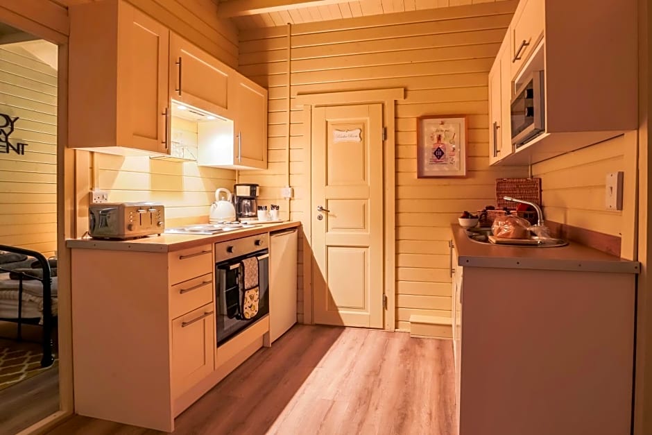 The Retreat Log Cabin