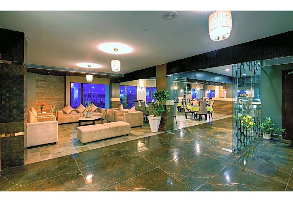 Udaan Clover Hotel & Banquets, Siliguri