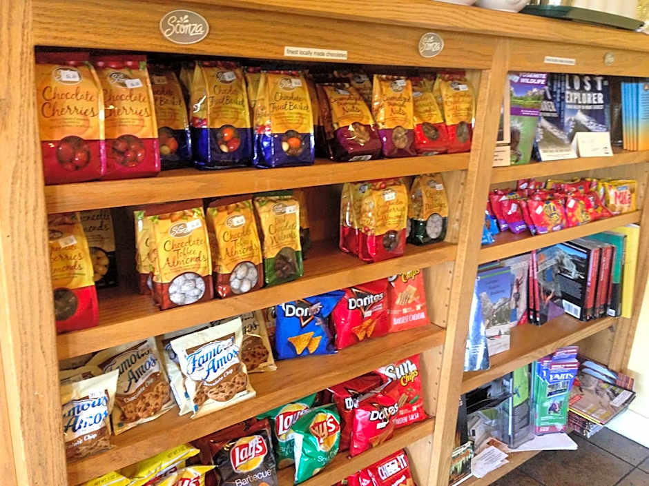 Priest Station Cafe & Cabins