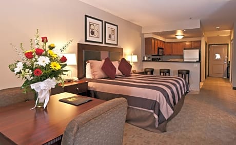 King Room with Sofa Bed