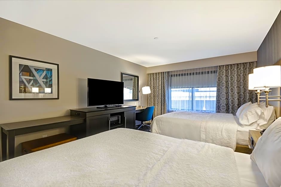 Hampton Inn & Suites Los Angeles Burbank Airport