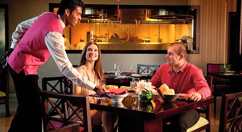 Yas Plaza Marina By Ihg