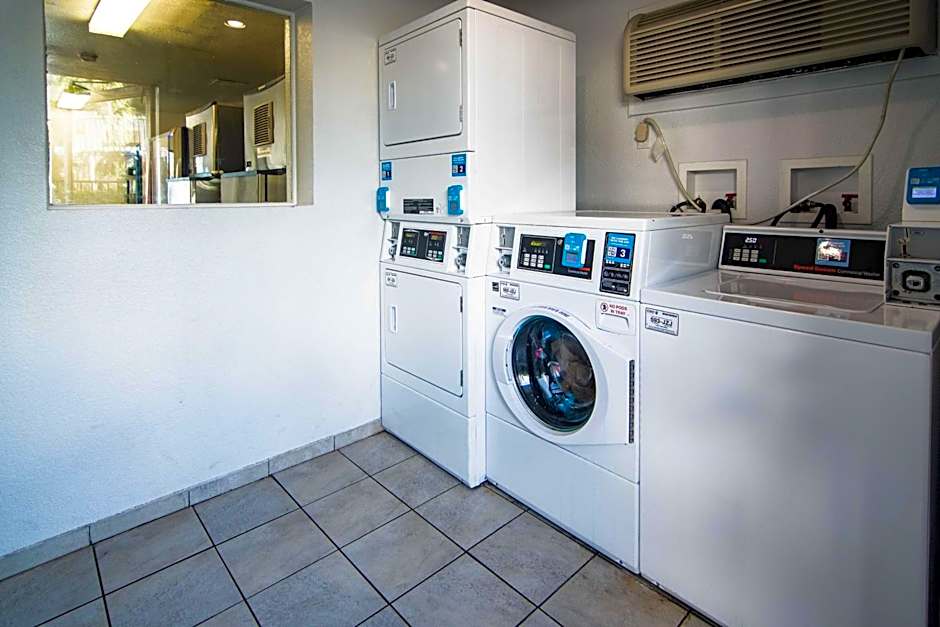 Motel 6-Kissimmee, FL - Orlando