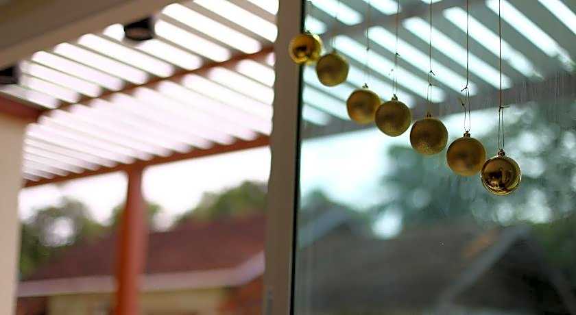 Takanta Place Aparthotel