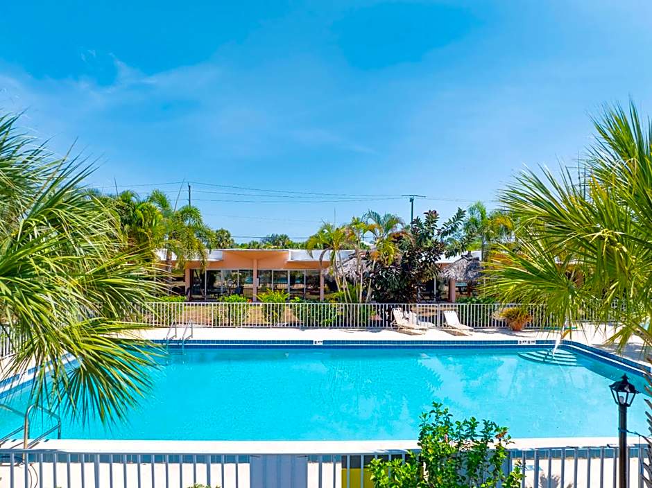 Warm Mineral Springs Motel