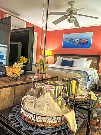 Deluxe King Room