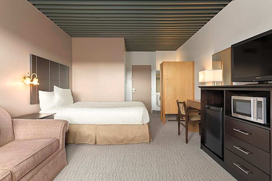 Travelodge by Wyndham Baie Comeau