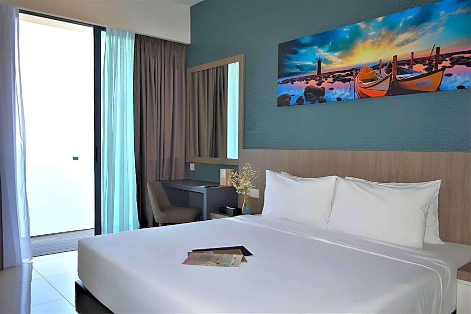 D'Wharf Hotel & Serviced Residence