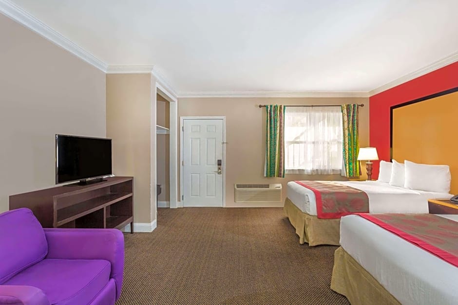 Ramada by Wyndham Miami Springs/Miami International Airport