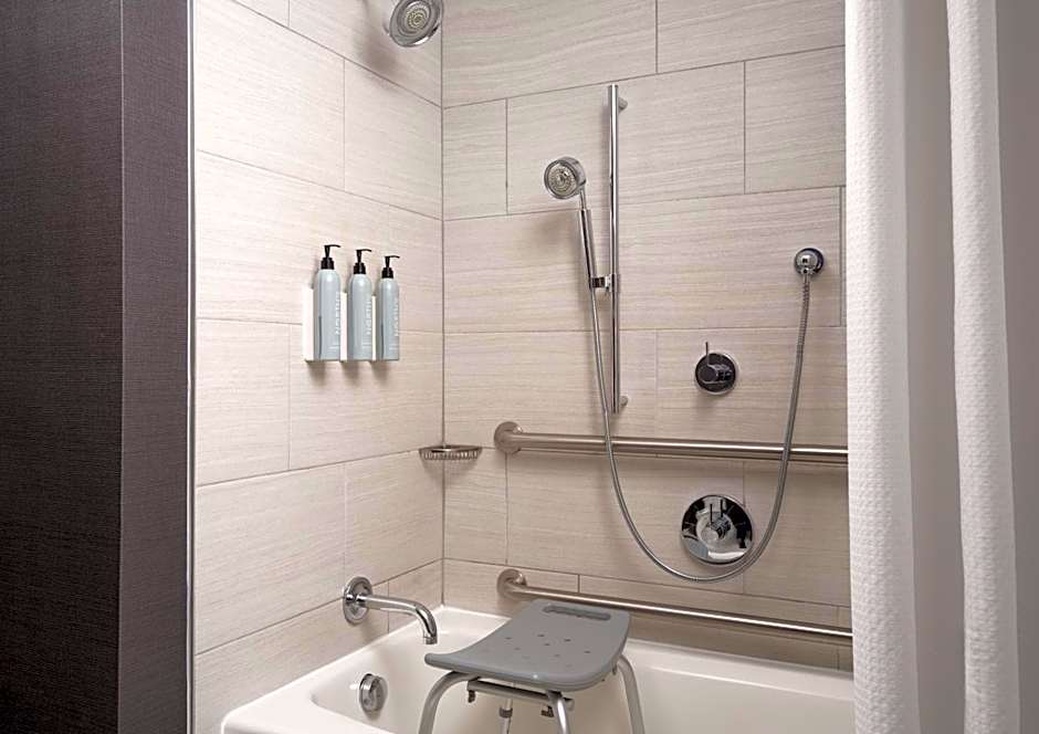 Courtyard by Marriott Boston Brookline