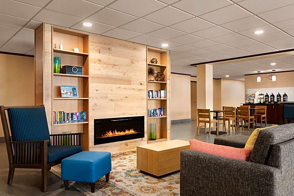 Country Inn & Suites by Radisson, Mt. Pleasant-Racine West, WI