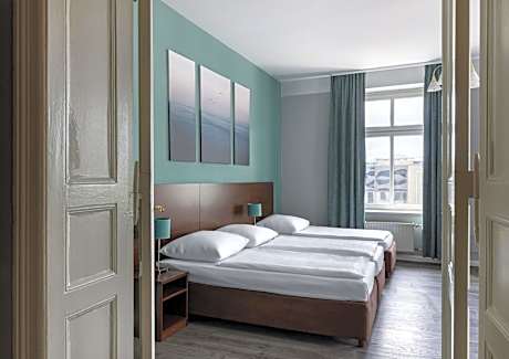 Double Room for 4 guests with Extra Bed