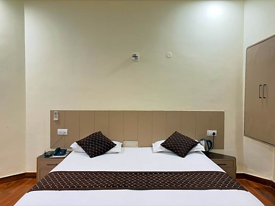 Hotel Padmini International