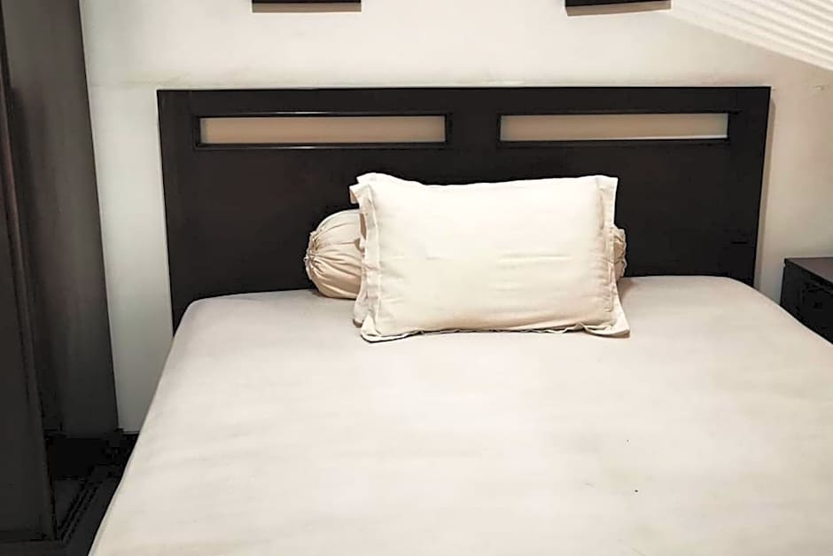 Dinnar Homestay Gayungan Syariah RedPartner