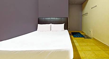 SPOT ON 90144 Corridor Hotel 1