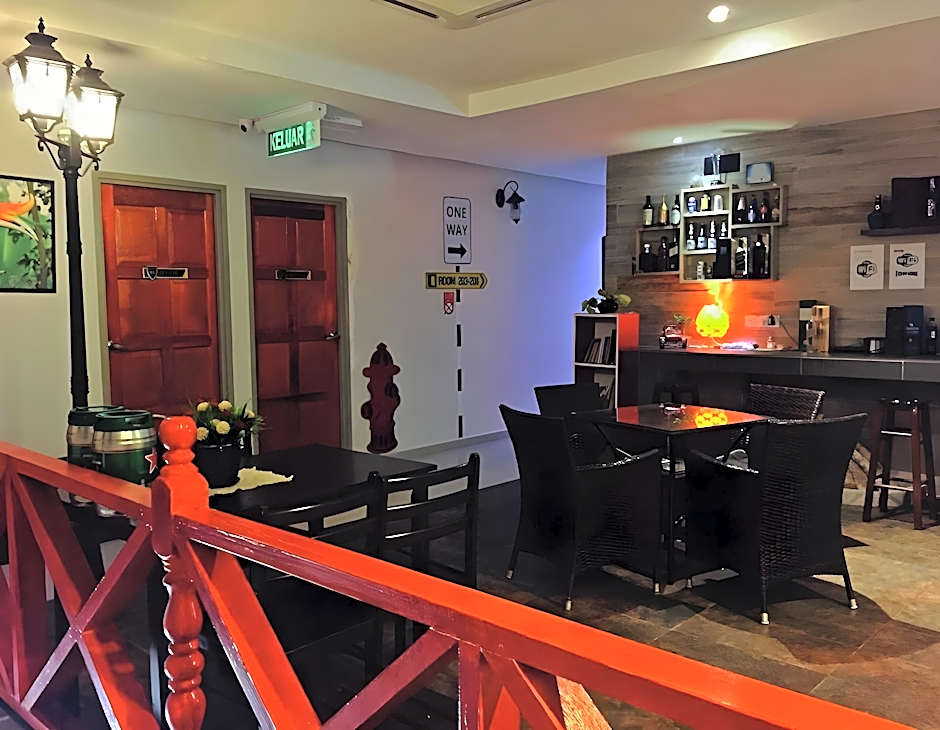 91 Street Boutique Inn