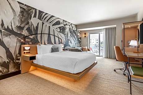 King Room with Balcony