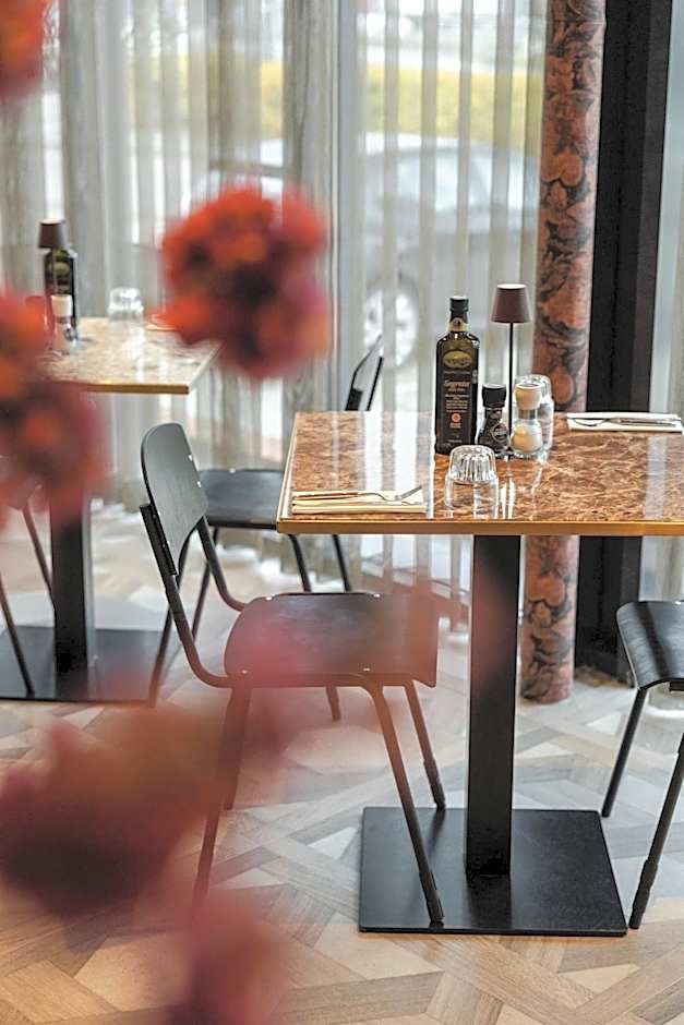 Hotel Twenty-Three Amsterdam Airport