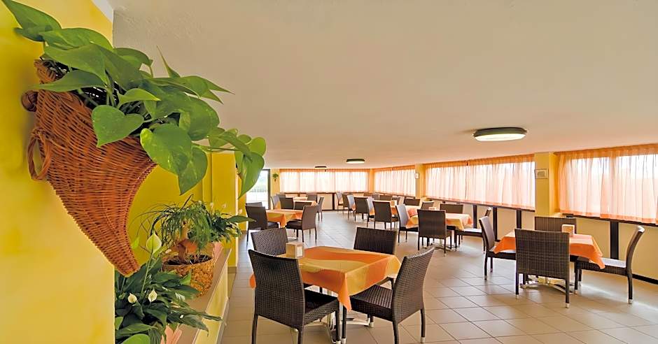 Little Hotel