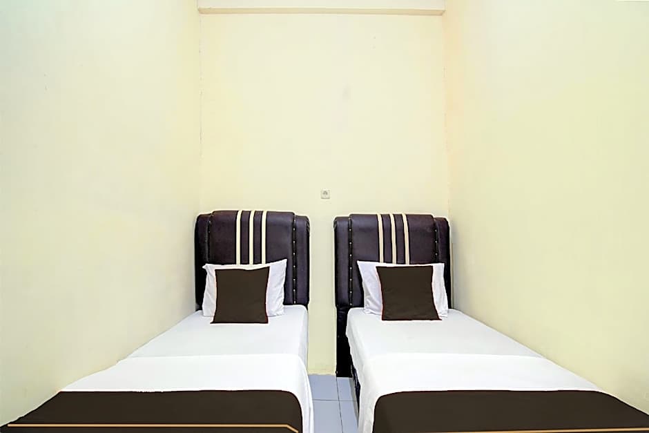 Hotel O Pekanbaru near Mall Ciputra Seraya formerly Lotus Inn