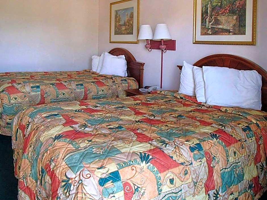 Rodeway Inn Leesburg Chain of Lakes