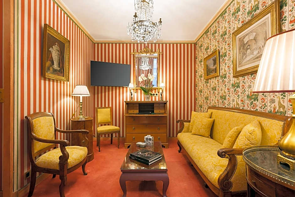 Hotel Duc De St-Simon