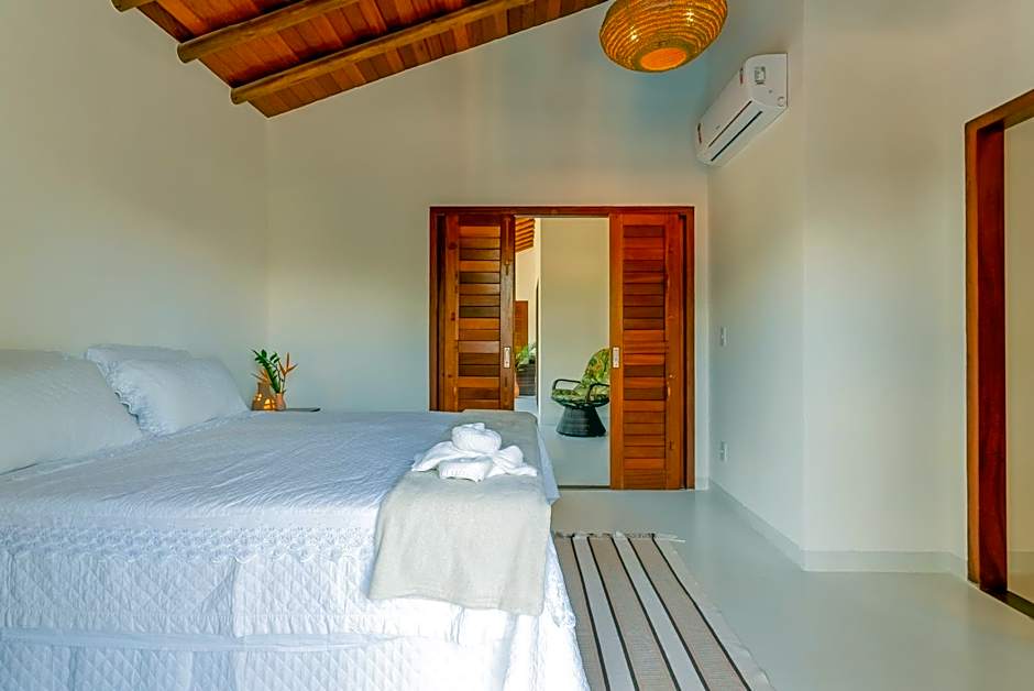 Casa Espaçosa com Piscina e Sauna Privativa! 6 Suítes!