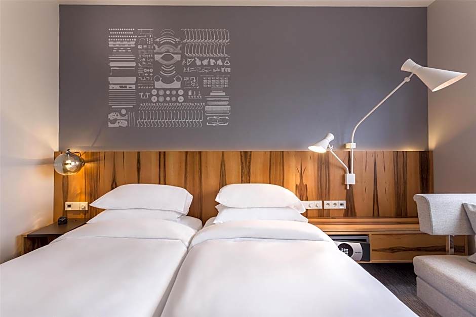 Hyatt Regency Paris Etoile