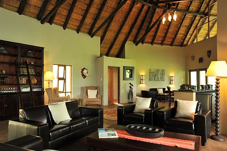 Black Rhino Game Lodge