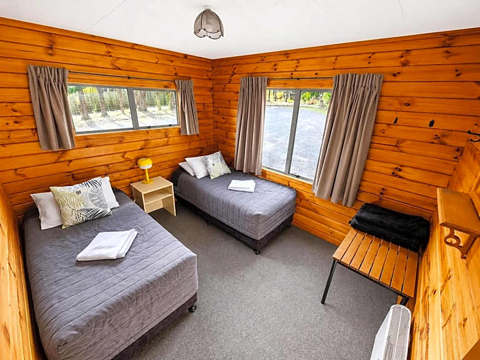 Forest Peak Motel