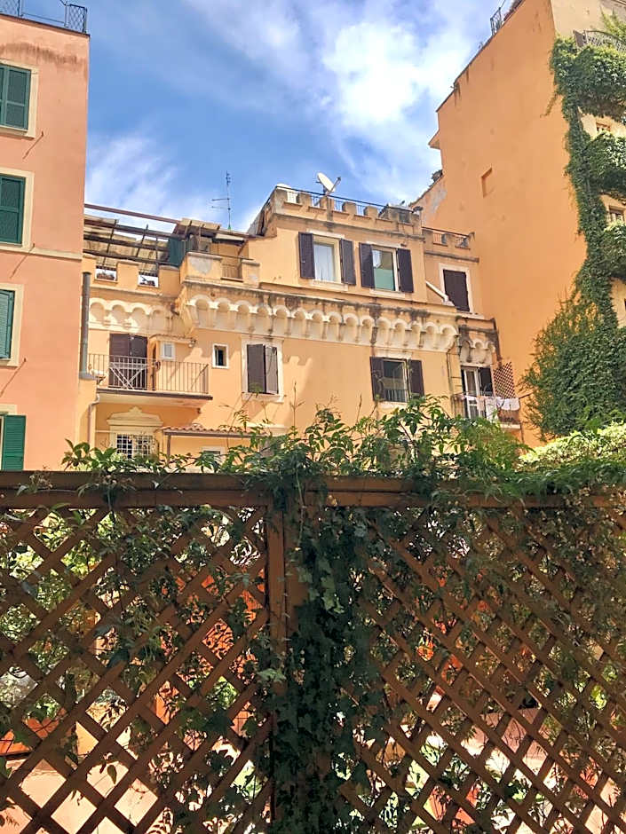 B&B Santi Quattro Al Colosseo