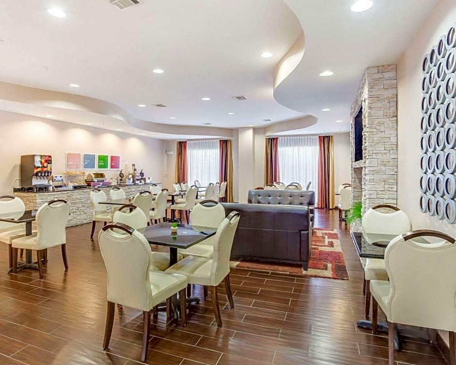 Comfort Suites Mandeville - Covington